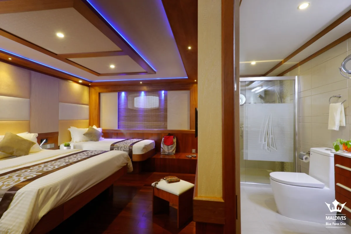 Deluxe Cabins - 106 & 107