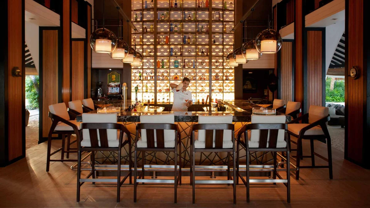 Sails Bar