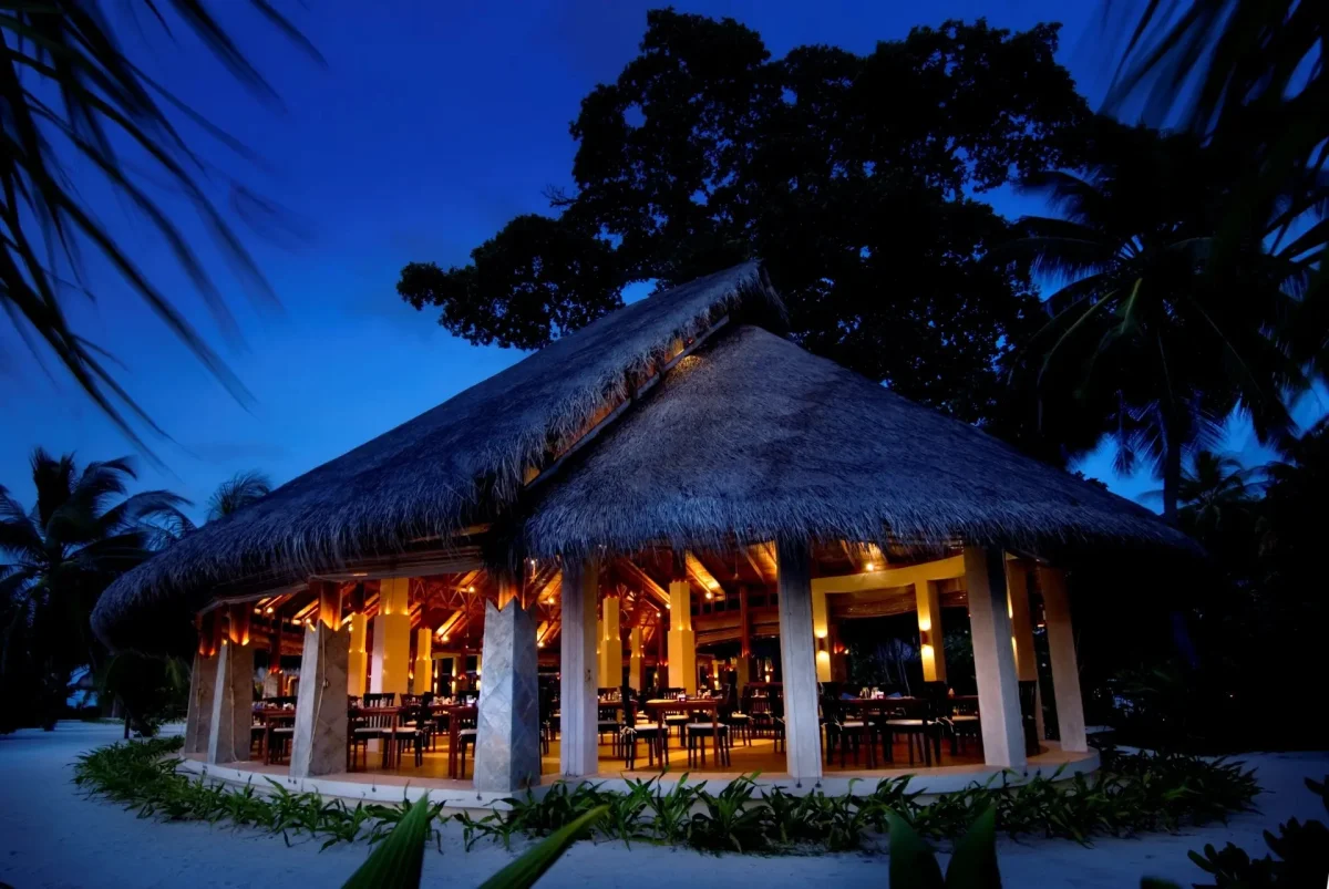 Buffetrestaurants Haruge, Malaafaiy und Farivalhu