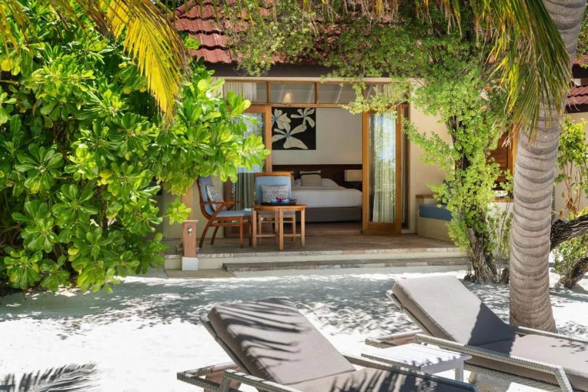 Deluxe Bungalow - Beach Front