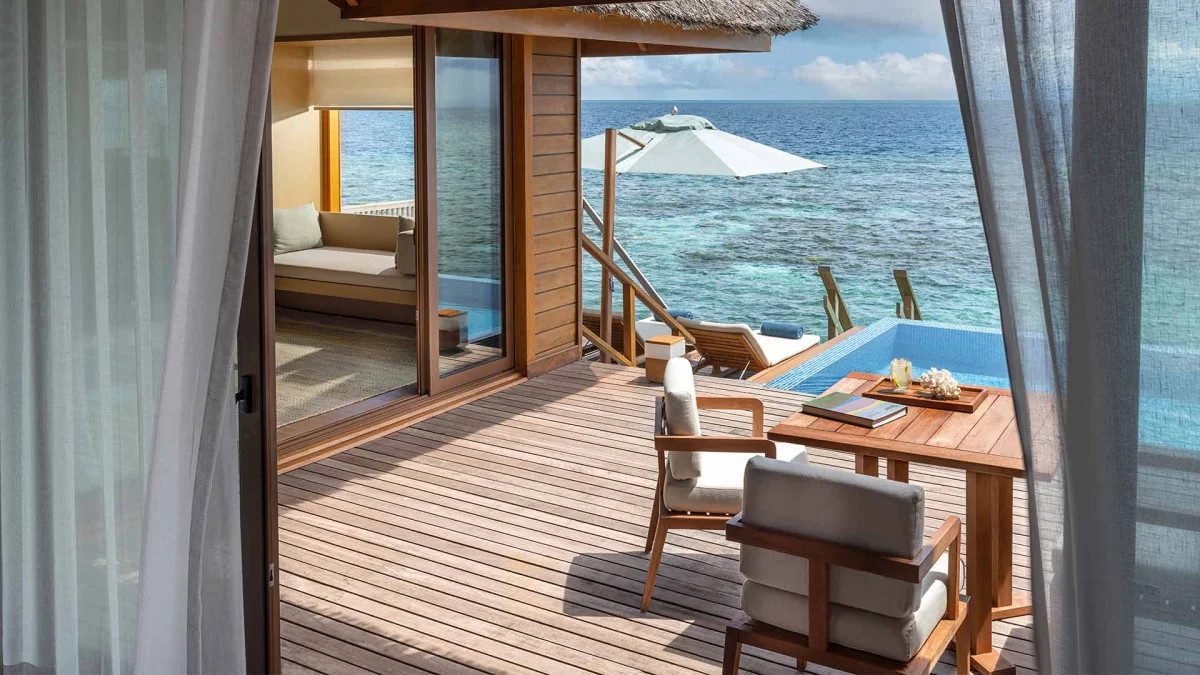 12 Ocean Bungalows with Pool