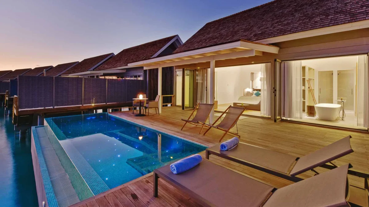 Thundi Water Villa with Pool
