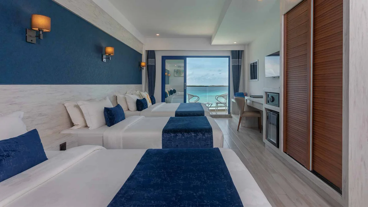 Quadruple Room City View with Balcony