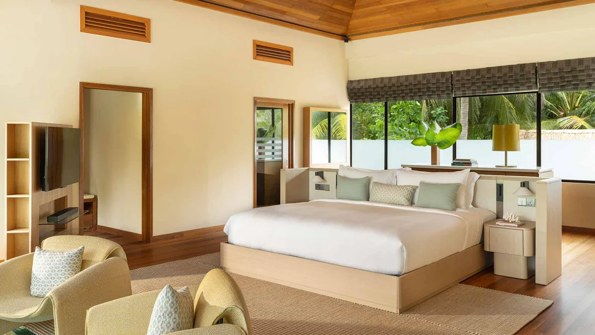 1 Three-Bedroom Beach Pavilion with Pool