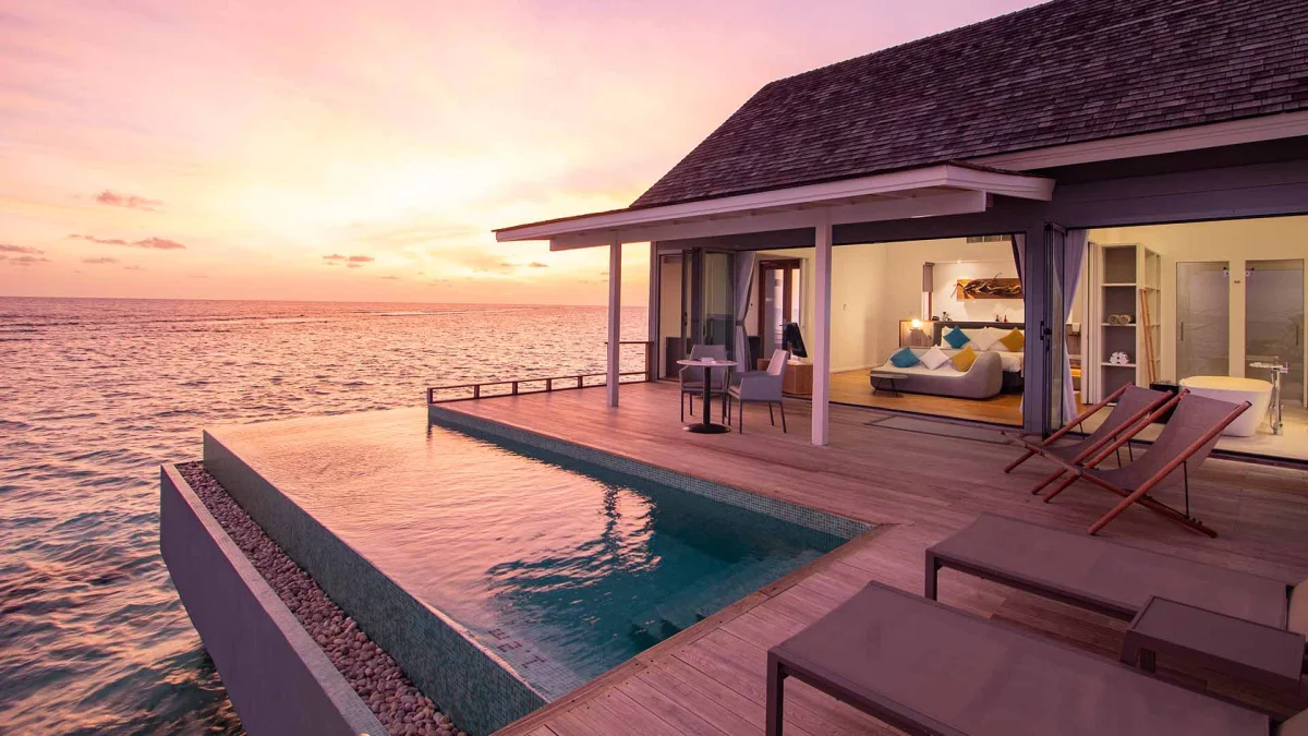 Thundi Water Villa with Pool