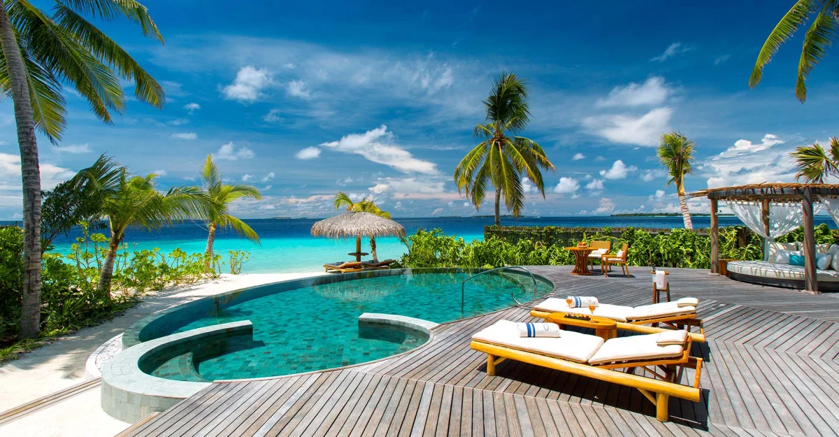 Beach Residence with Private Pool