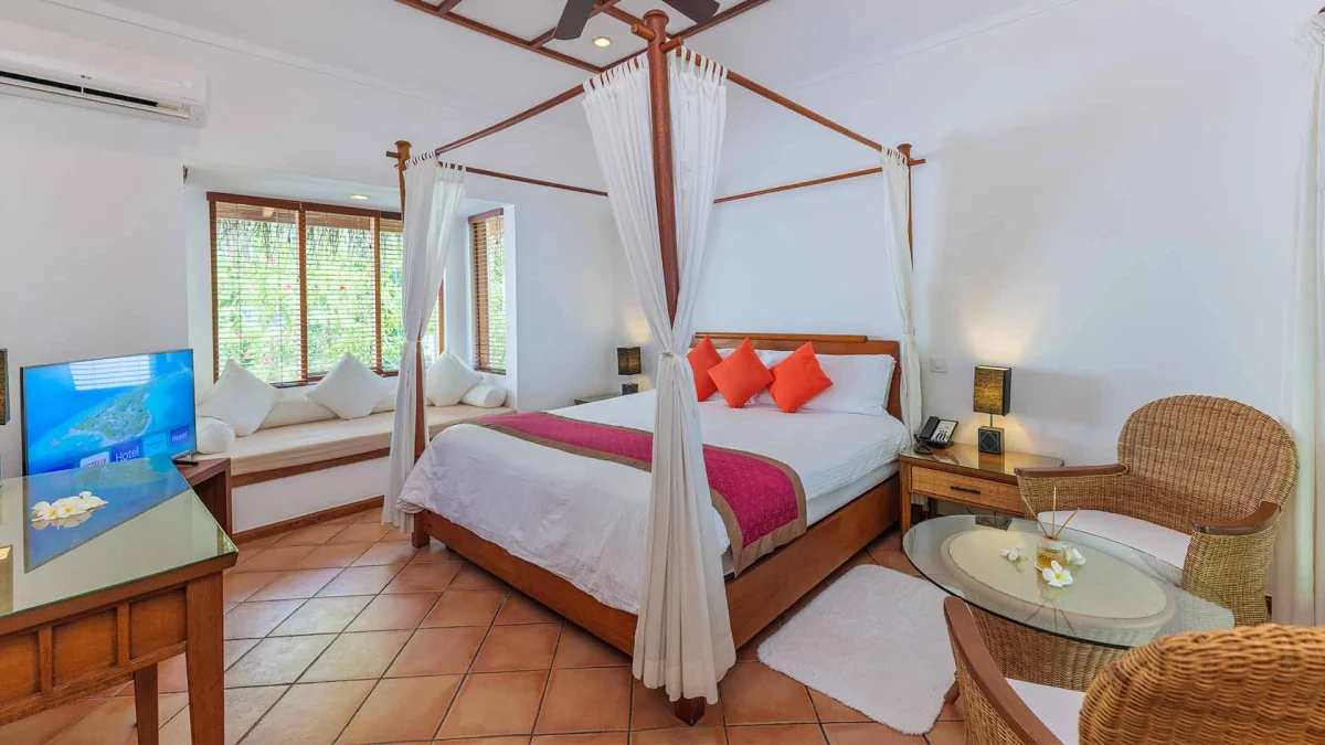 Deluxe Beach Villa
